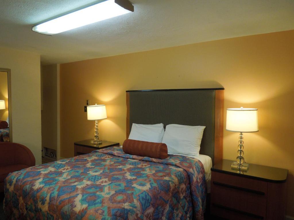 Sentinel Motel West Chester Eksteriør bilde